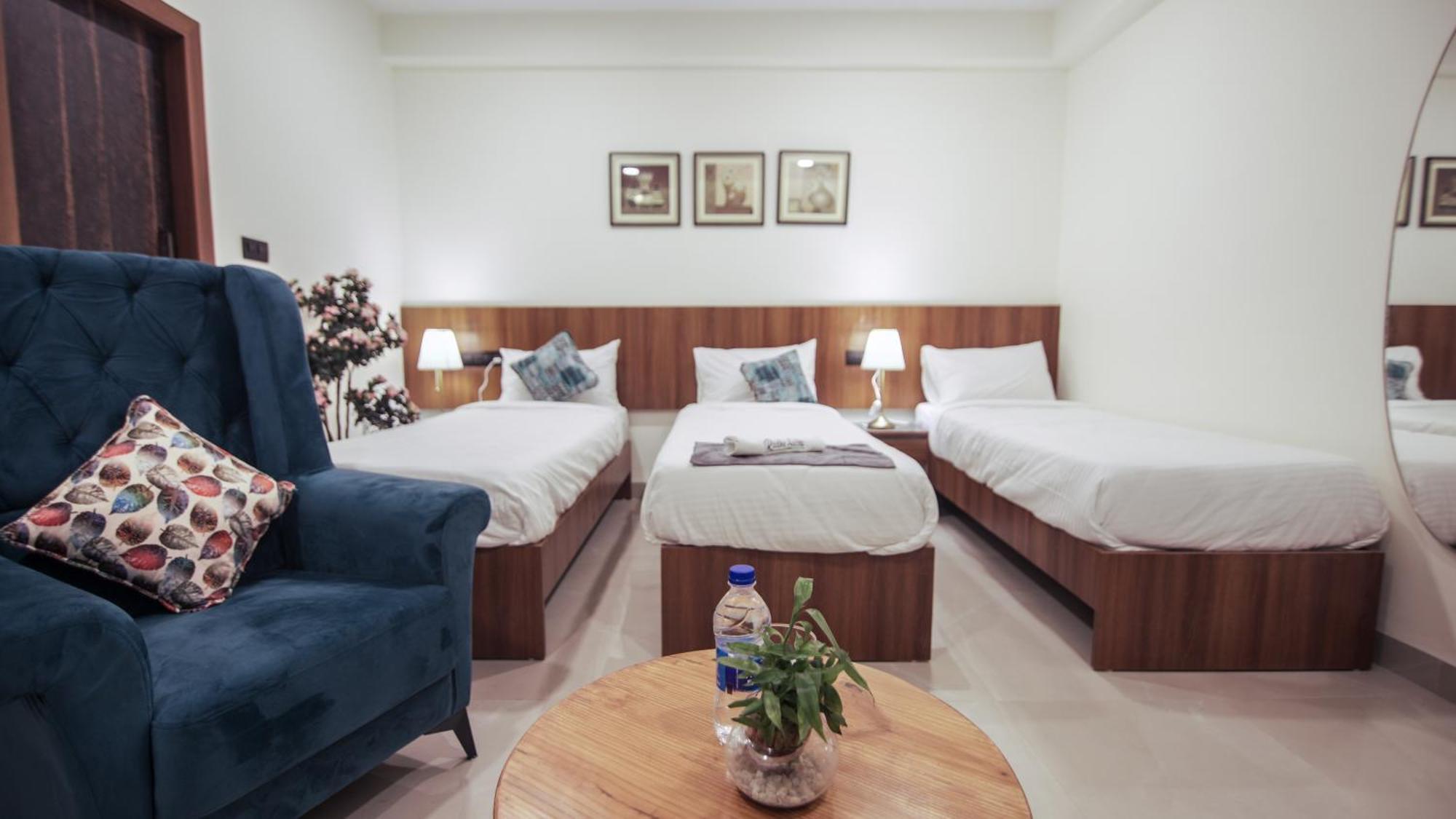 Radhe Suites Hajdarábád Exteriér fotografie