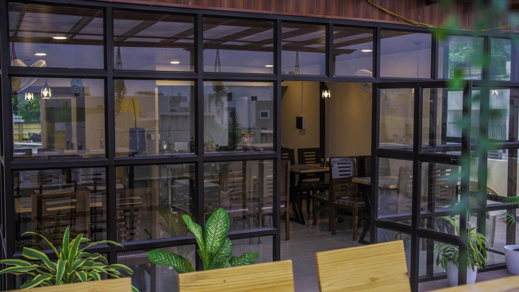 Radhe Suites Hajdarábád Exteriér fotografie